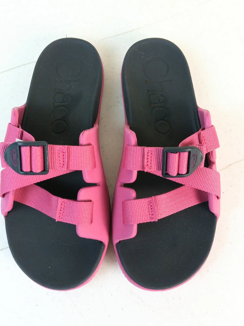 Chaco Chillos Slip On Sandals Youth Size 6 Pink Strappy Slide